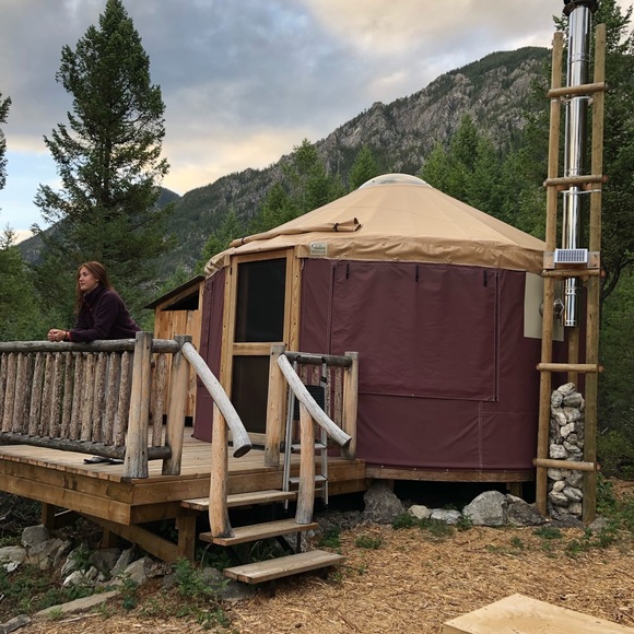 Meet your Posher, Anneliese - Picture 1 of 1